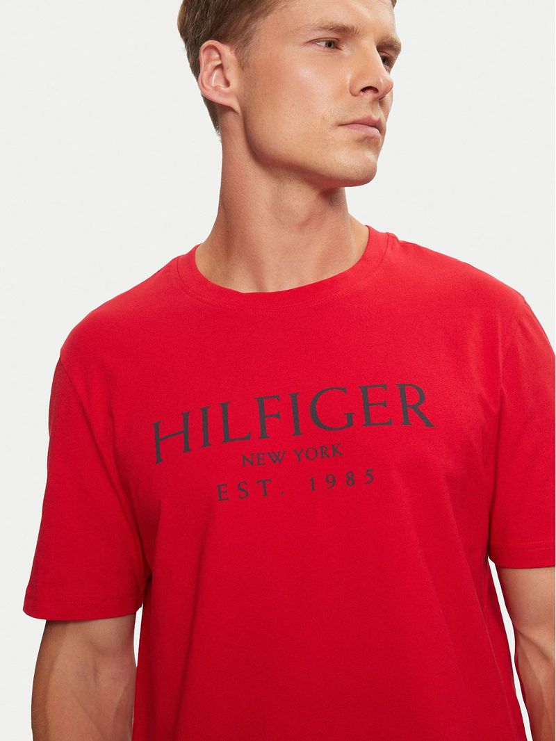 Polera-Con-Logo-Monotype