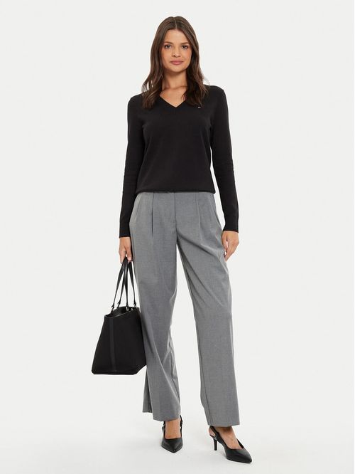 Sweater Solid V-Neck