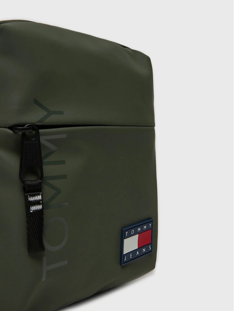 label-4
