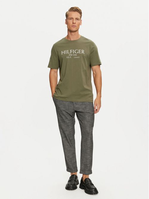 Polera Con Logo Monotype