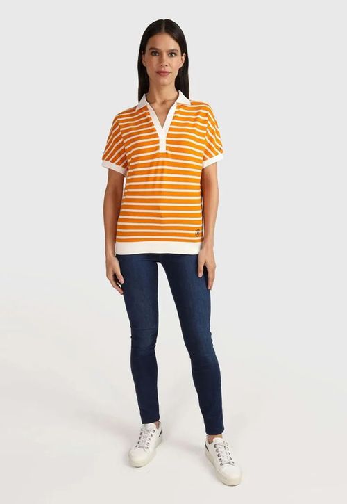 Polo Con Diseño A Rayas