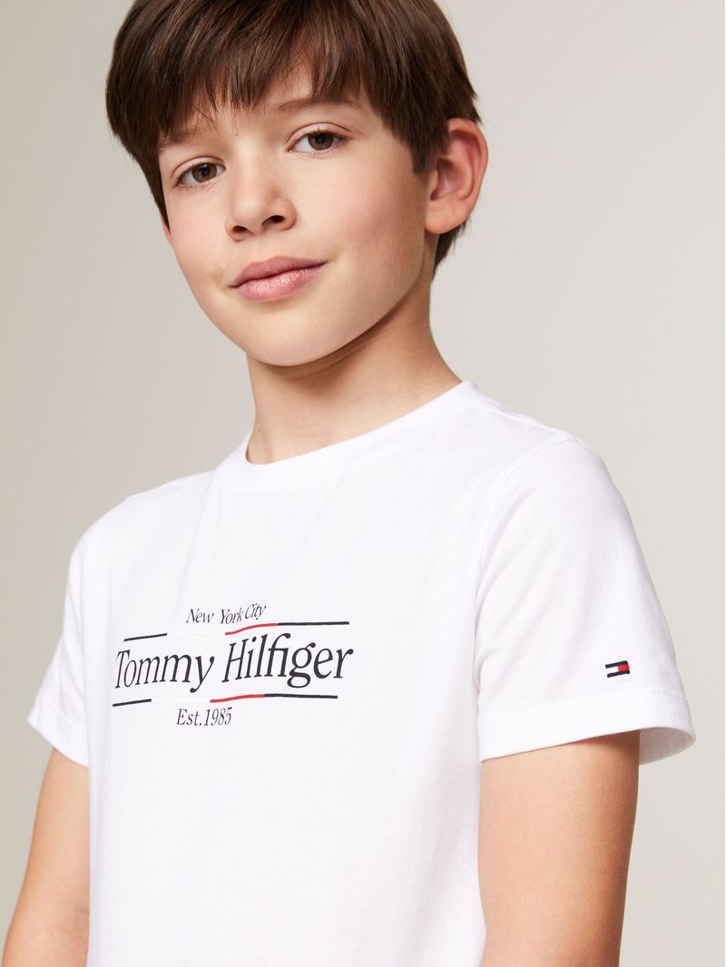 Polera-C-Neck-Con-Logo-Icon