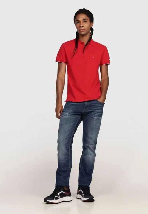Polo De Corte Slim Con Tapeta A Contraste