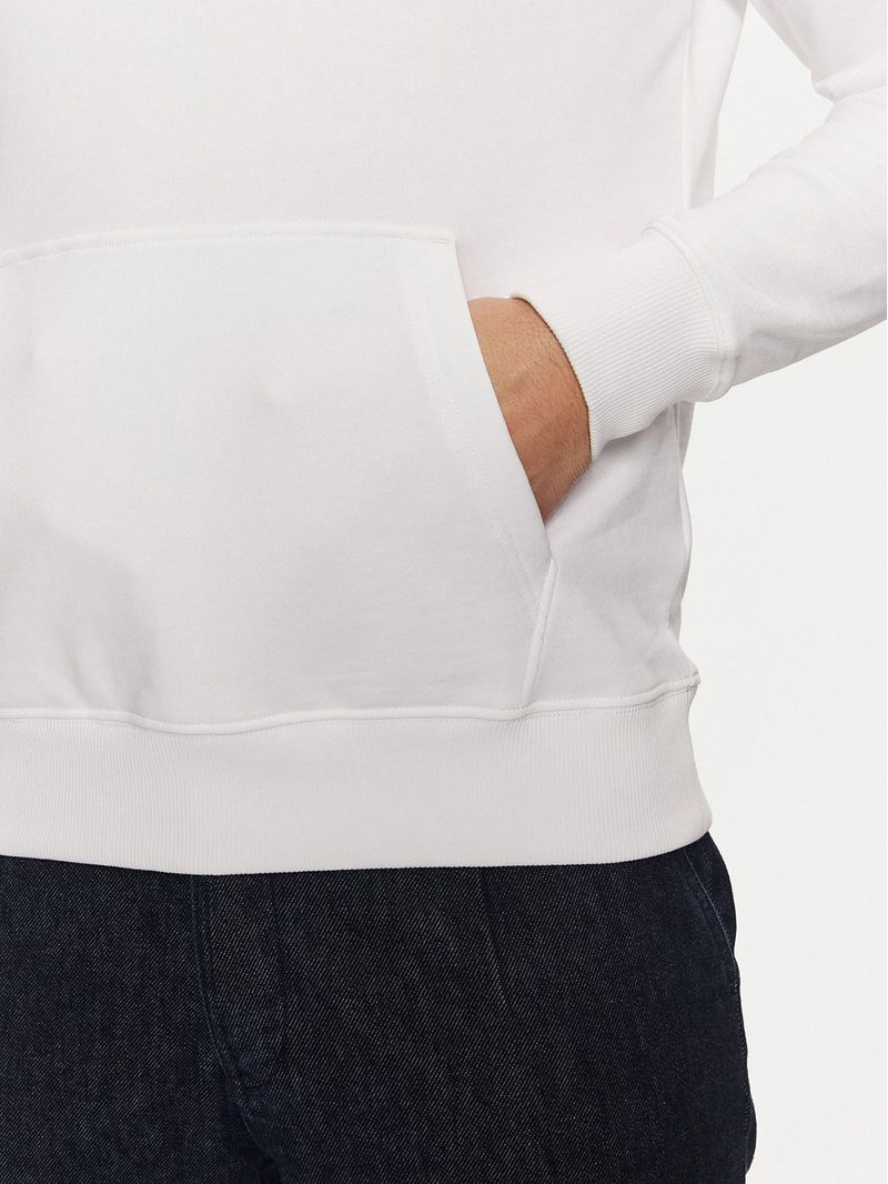 label-4