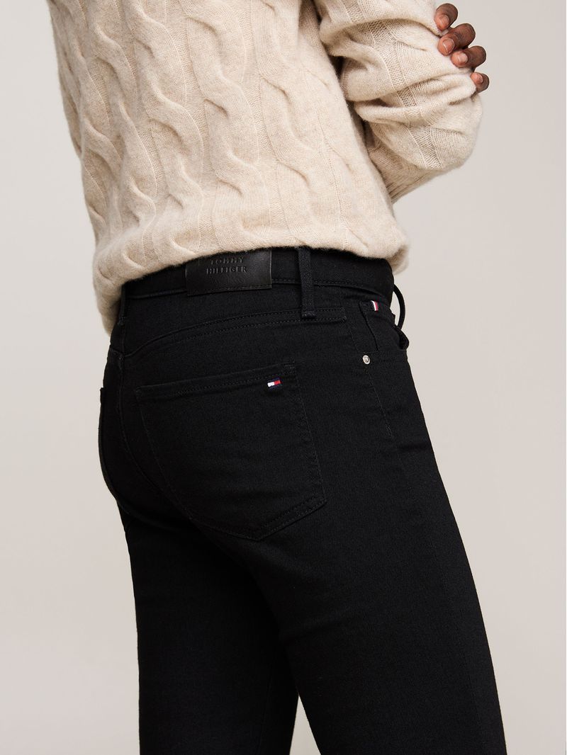 label-3