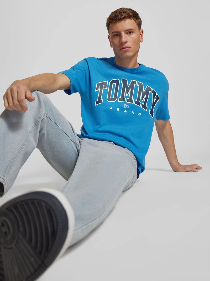 Polera--Archive-Varsity-Logo