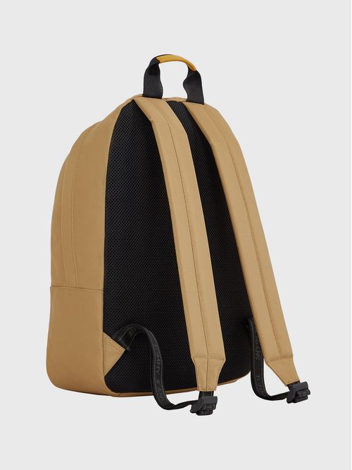 Mochila Essential Con Logo De Parche