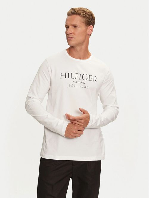 Polera Solid Con Logo Regular Fit