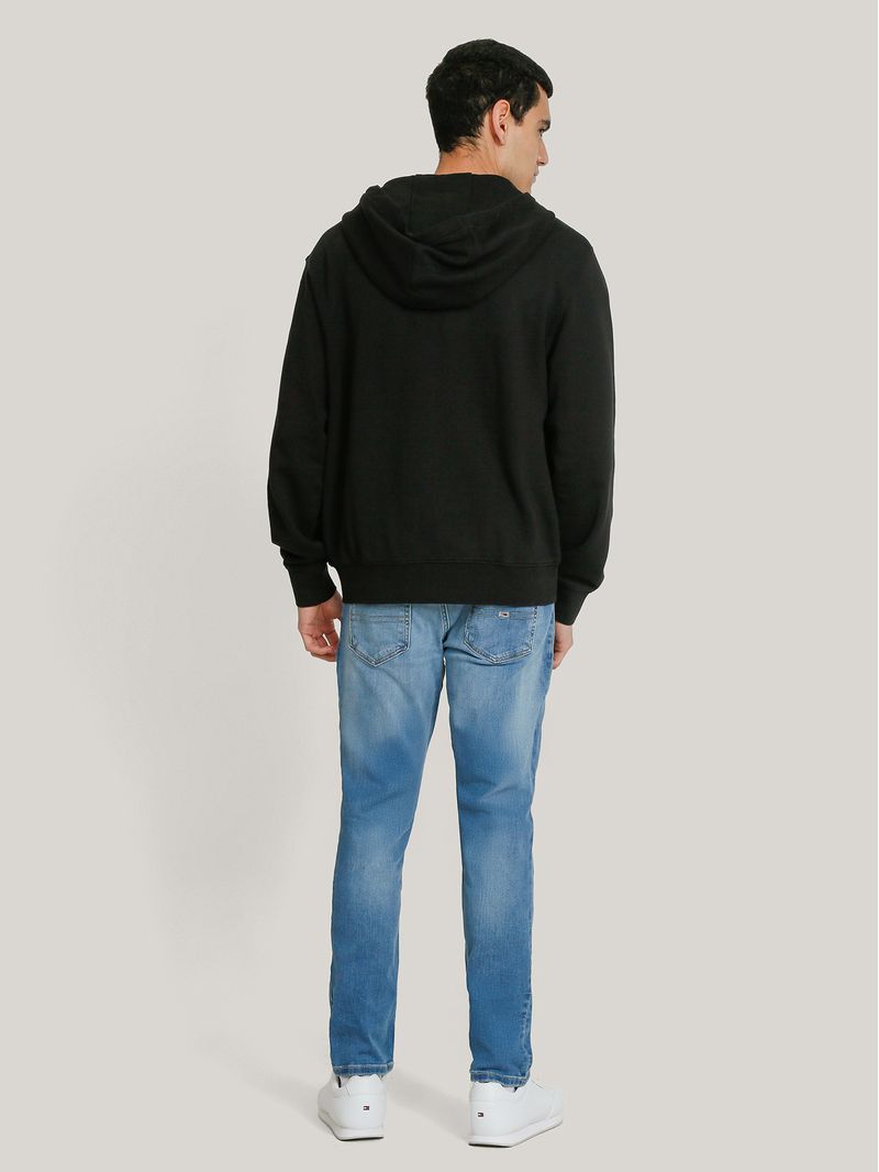 label-2
