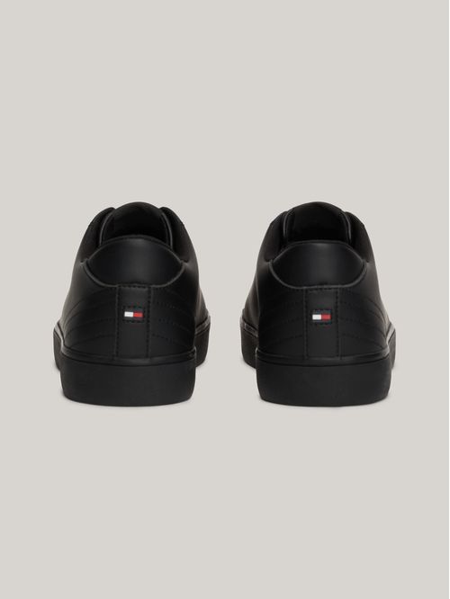 Zapatillas Core Essential Con Logo