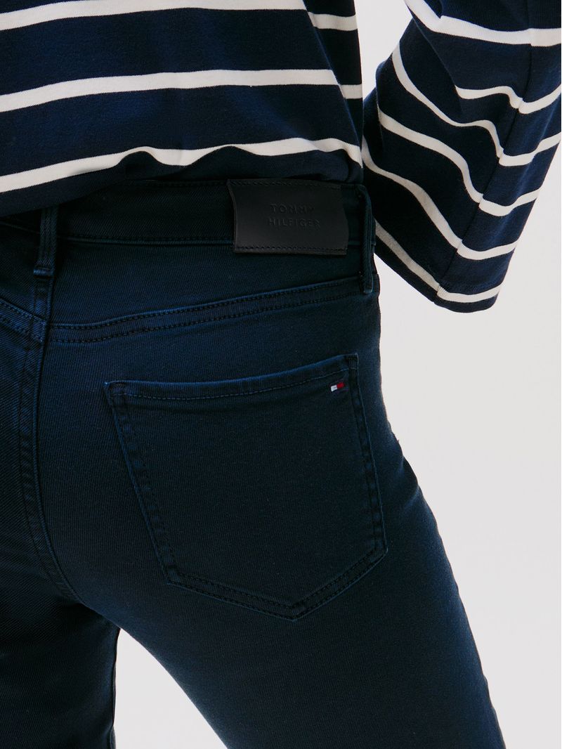 label-3