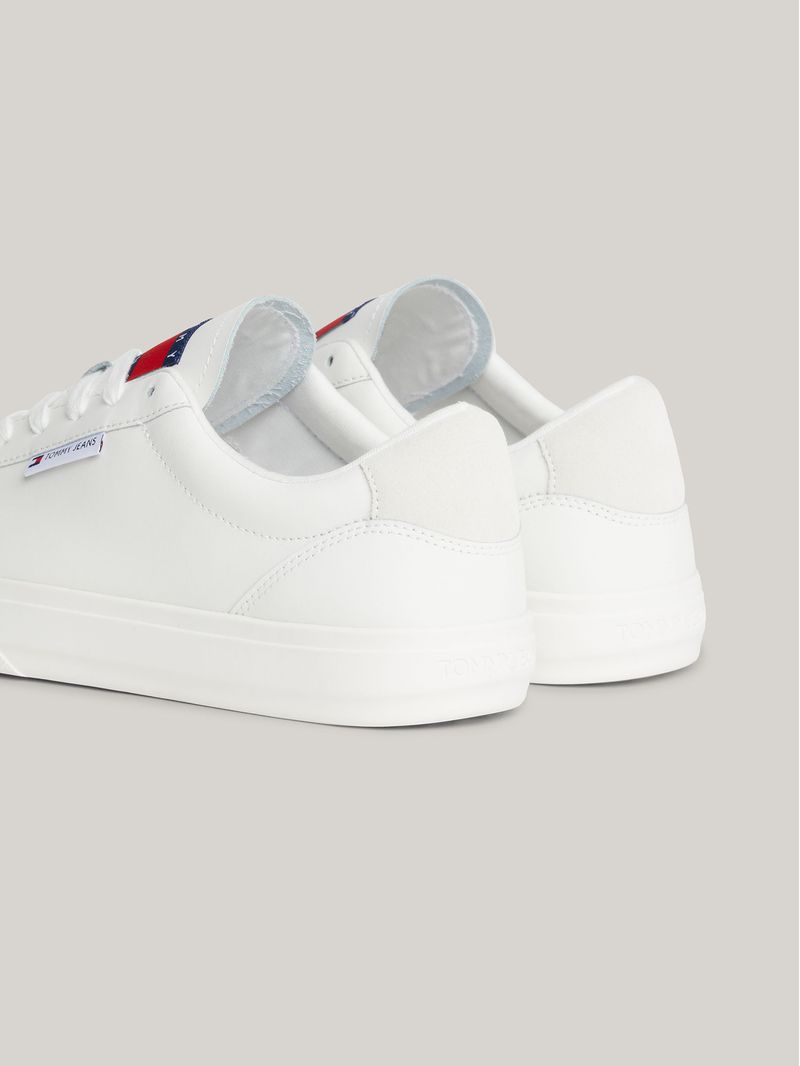 Zapatillas-Essential-De-Cuero-Con-Logo