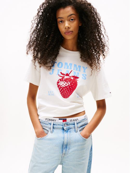 Polera Strawberry Logo