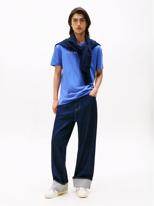 Polera Con Logo Lineal