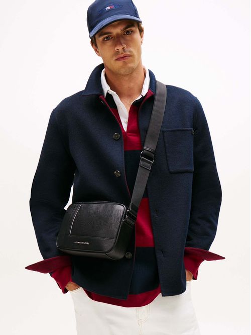 Bolso Reporter Con Acabado Granulado