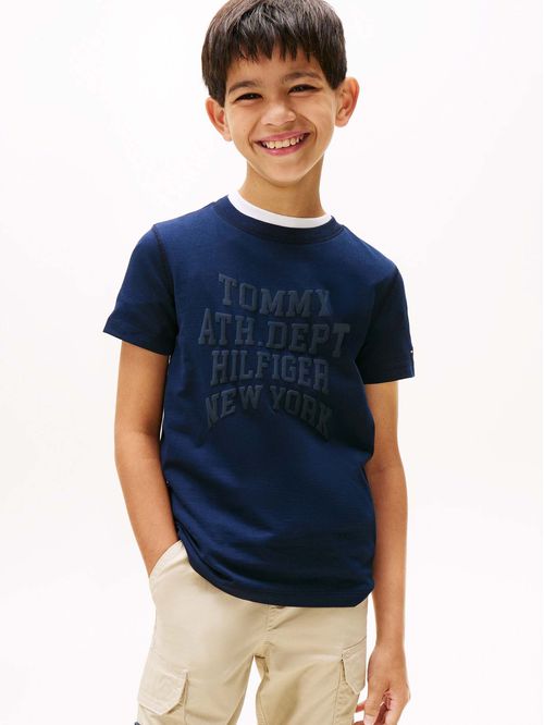 Polera Con Logo Varsity