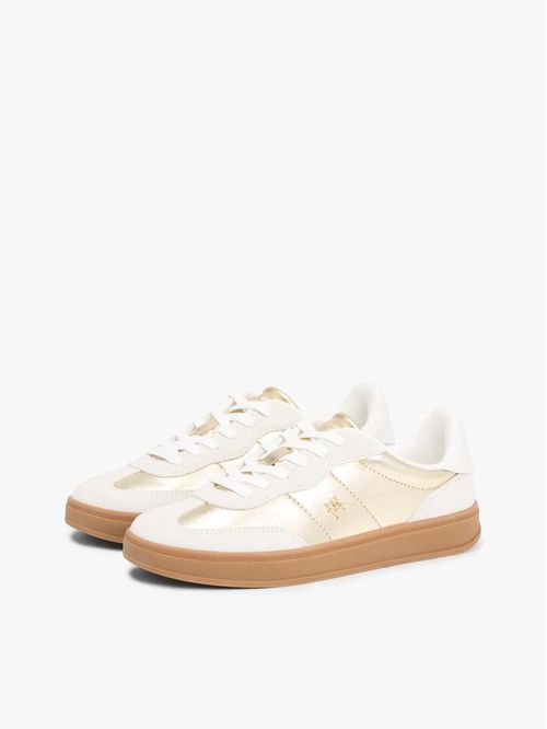 Zapatillas Con Diseño Metálico